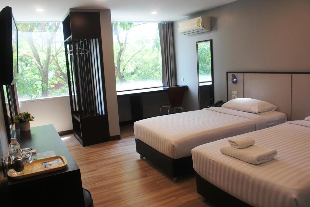 Ywca Hotel Bangkok Luaran gambar