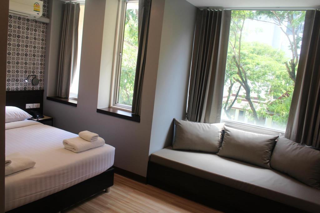 Ywca Hotel Bangkok Luaran gambar