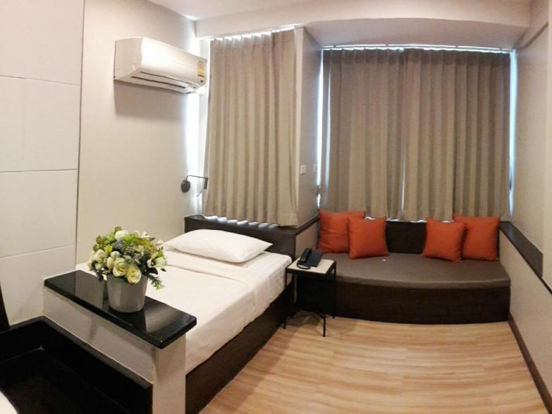 Ywca Hotel Bangkok Luaran gambar