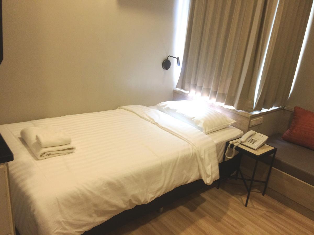 Ywca Hotel Bangkok Luaran gambar
